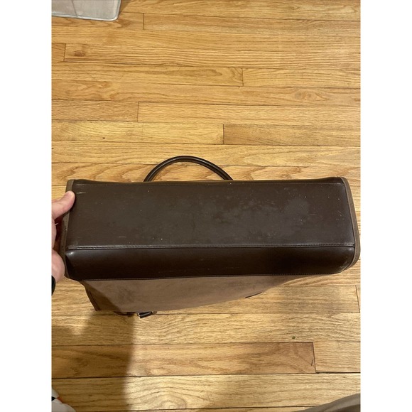 DVF Diane Von Furstenberg Brown Suede laptop bag - Picture 8 of 16